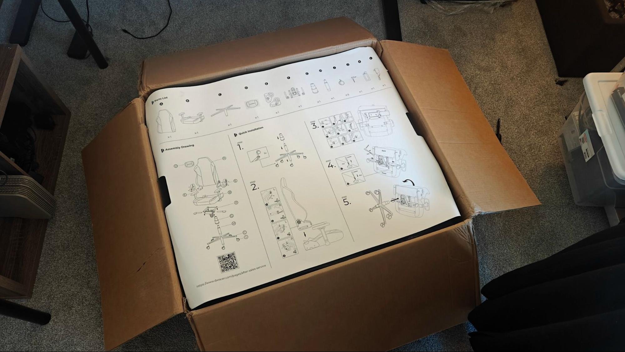 DXRacer Martian Pro Red Triangle