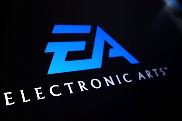 EA sells real-time ads inside games