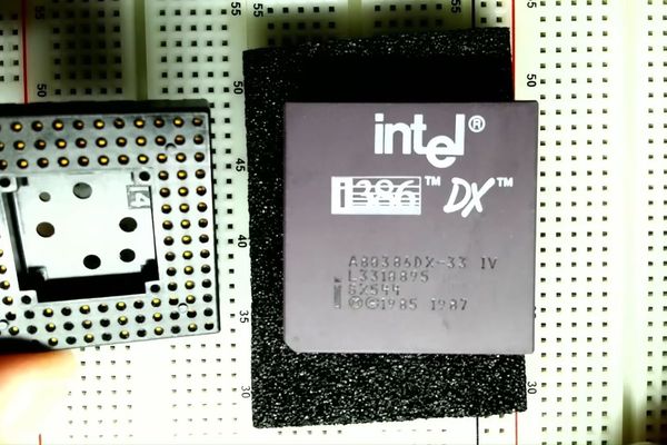 Electronics Enthusiast Begins Ambitious Breadboard-Based Intel 386 System Build