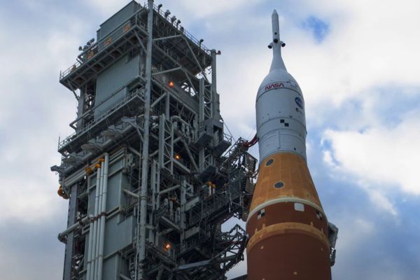 ESA's Artemis II Time-Lapse Showcases Engineering Marvel of Moon Mission Infrastructure