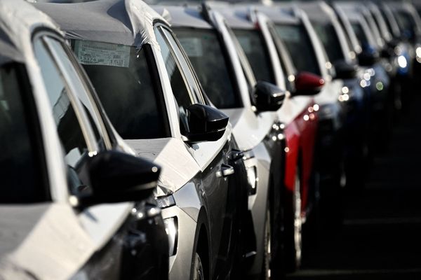 EU Moves to Exempt Chinese Power‑Semiconductor Maker Amid Auto Industry Supply Crunch