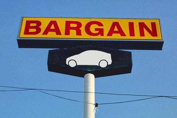 EV Depreciation Crisis: How Battery Uncertainty Is Undermining Global Fleet Sustainability