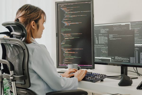Strategic Database Migration Paths from AWS to Azure for Marketplace Expansion