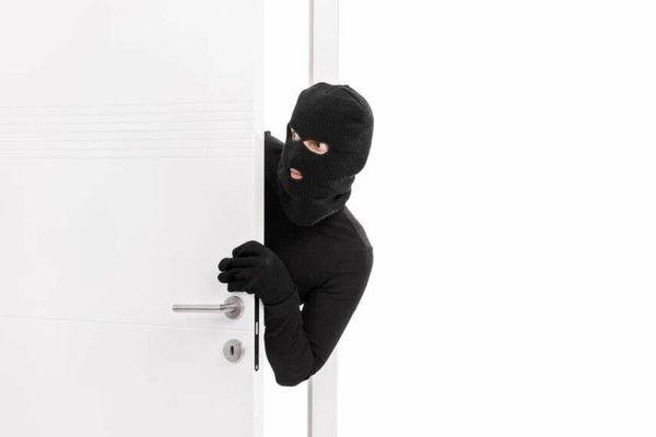FBI Advisory: Law Firms Must Block USB Ports to Thwart Silent Ransom Group’s In‑Person Data Theft