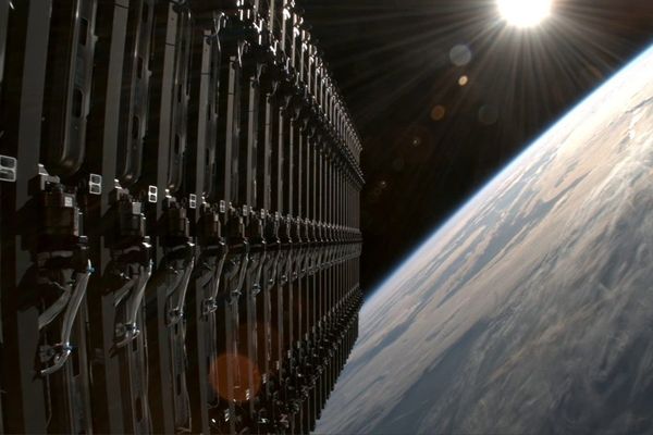 FCC Authorizes 7,500 Additional Starlink Gen2 Satellites Amid Constellation Expansion