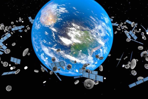 FCC Opens Musk's 1M-Satellite DC Plan for Public Comment