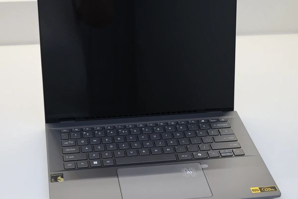 Fedora 44 Automates ARM Device Trees for Snapdragon X Laptops