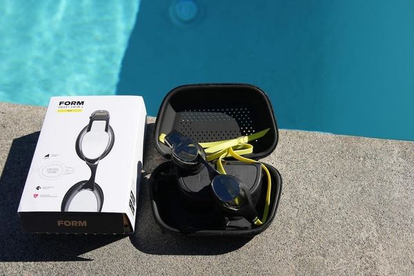 Form's Smart Swim 2 Pro: Augmented Reality Goggles That Transform Swim Training
