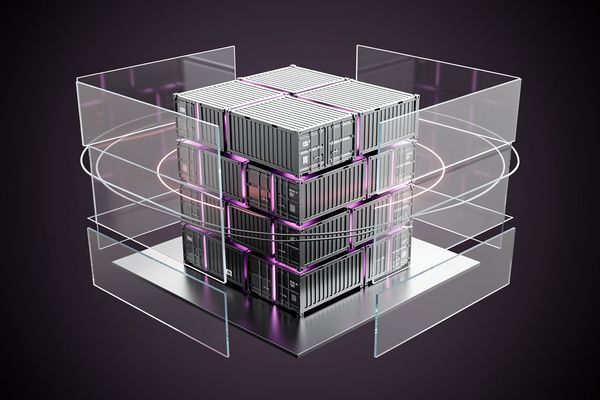 Container Security in Distributed Systems: Scaling Defenses Amidst Complexity