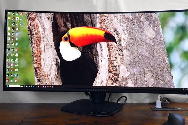 From Dual Monitors to a Single Ultrawide: How Alienware’s 34‑inch QD‑OLED Redefined Productivity