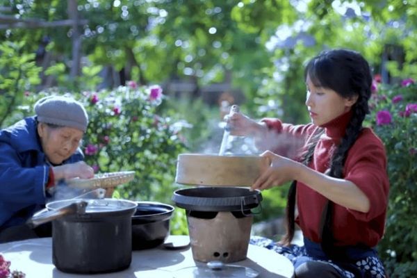 The Tangible Escape: How China's Heritage Towns Are Drawing Young Travelers