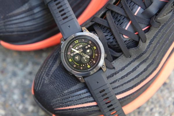 Garmin's Wearable Tech Evolution: How Engineering Choices Define the Fitness Tracker Landscape