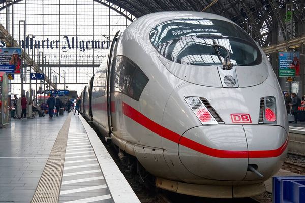 German train line back on track after DDoS yanks the brakes • The Register