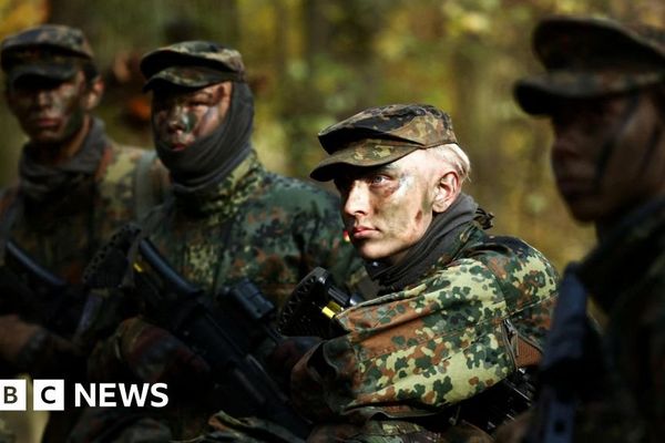 Germany Suspends Military Approval Requirements for Young Men Traveling Abroad