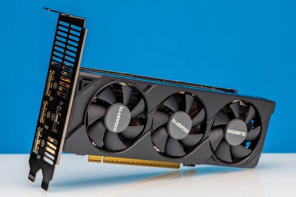 Gigabyte GeForce RTX 5060 OC Low Profile 8G: Technical Analysis for Small Form Factor Systems