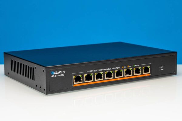 GigaPlus GP-S50-0800 Review: An 8-Port 5GbE Switch That Gets the Job Done