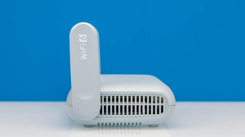 GL.iNet Beryl AX GL MT3000 Side 1