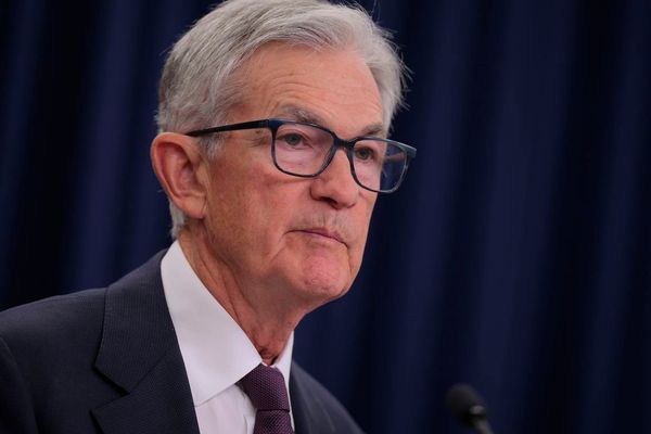 Global Central Bankers Unite Behind Fed Chair Powell as Political Pressure Mounts