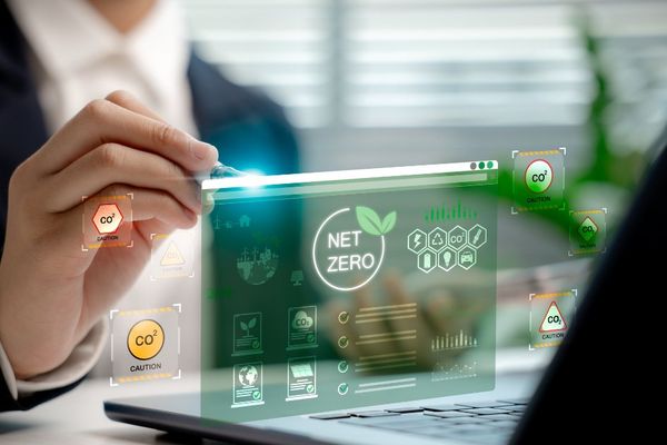 Green IT: How to Reduce the Impact of AI on the Environment