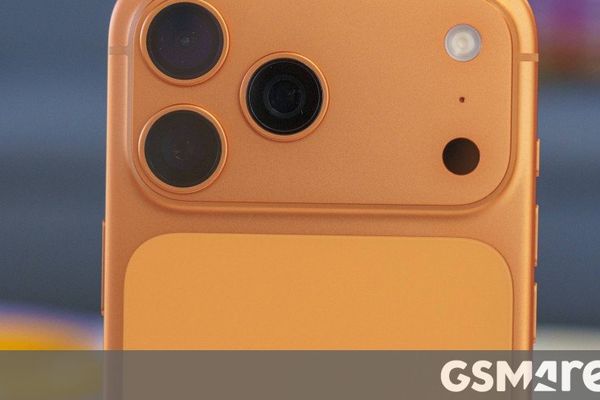 Apple Reportedly Testing Deep Red for iPhone 18 Pro, iPhone Fold Sticking to Neutral Colors