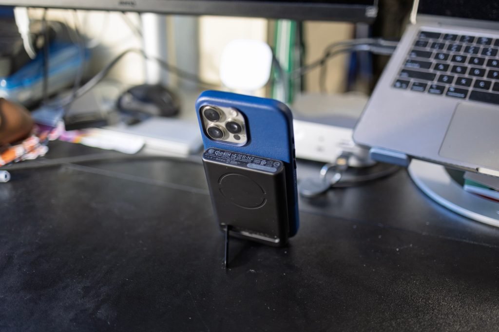 Hands-on: Belkin's new 25W MagSafe battery packs 10,000mAh for your iPhone - 9to5Mac