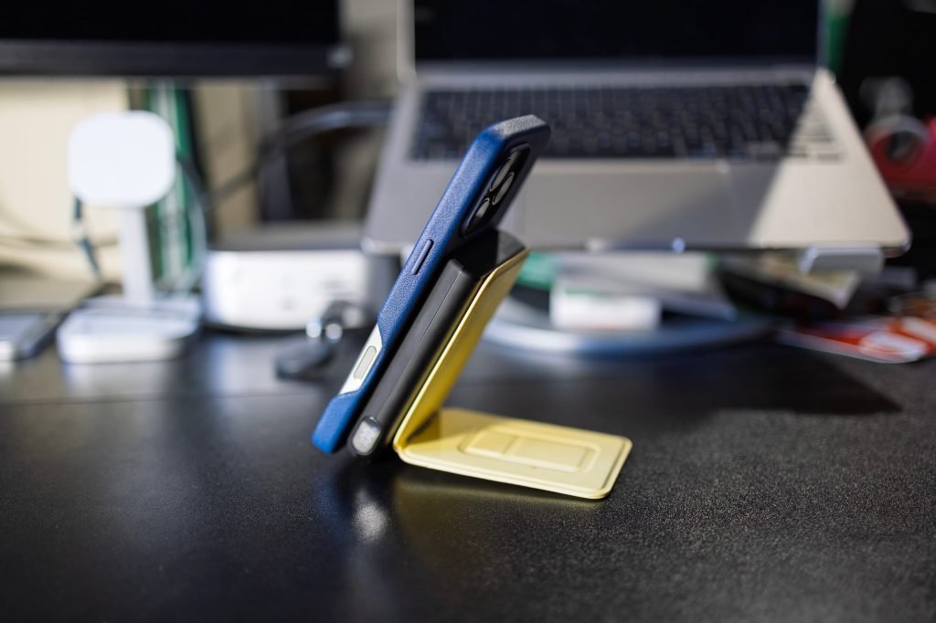 Hands-on: Belkin's new 25W MagSafe battery packs 10,000mAh for your iPhone - 9to5Mac