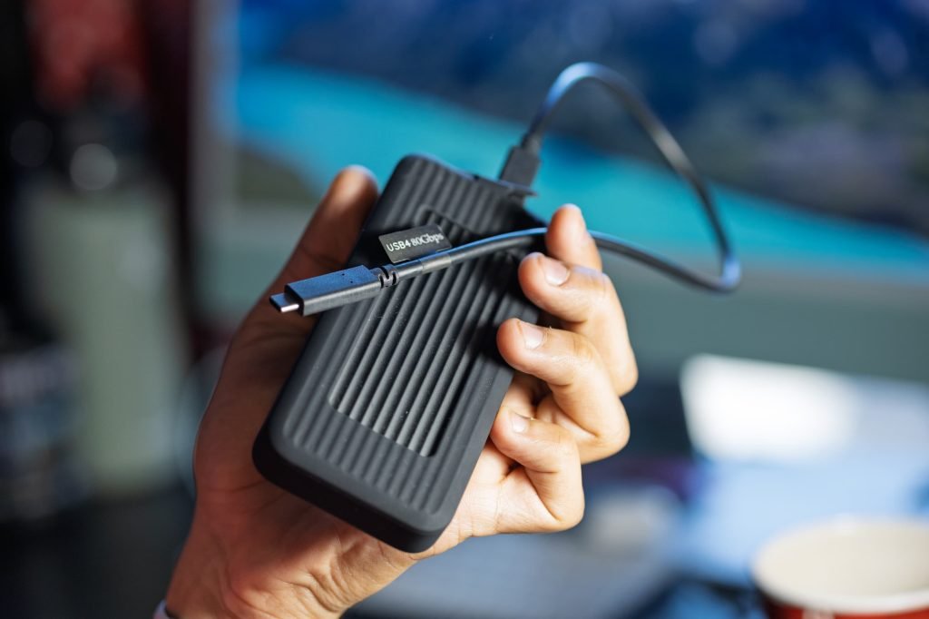 Hands-on: HyperDrive Next enclosure for Mac offers 80Gbps speeds for SSDs, more - 9to5Mac