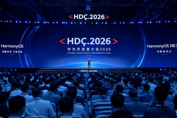 HarmonyOS 7 Beta Puts On-Device AI and Spatial Features Ahead of Proof