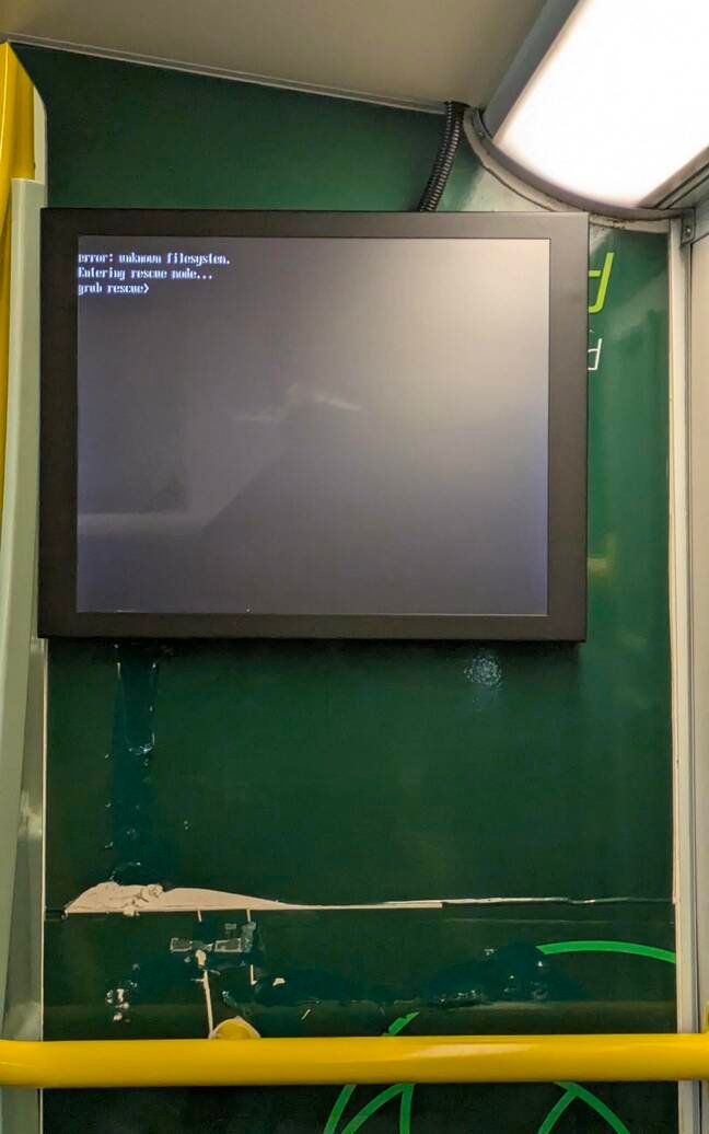 Screen showing a grub rescue prompt