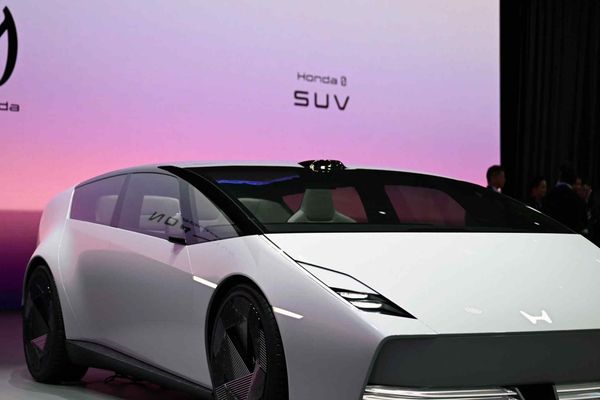 Honda's $10.6 Billion EV Strategy Reversal: A Cautionary Tale for Automakers