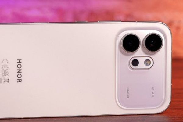 Honor 600 Review: Mid-Range Excellence with Flagship Features