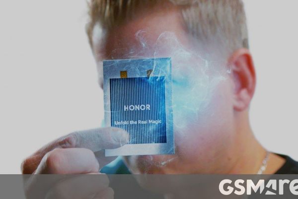 Honor's Blade Battery: Silicon-Carbon Innovation Pushes Foldable Power Beyond 7,000mAh