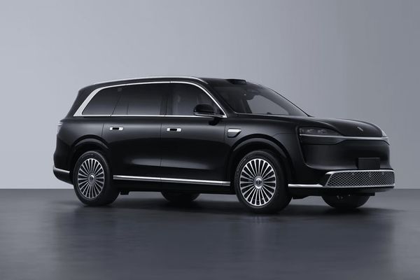 Huawei-Backed AITO M9 2026 Model Spotted Ahead of Launch