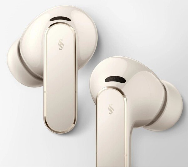 The Huawei FreBuds Pro 5 have a closed-ear design with oval stems that are stylish and functional.