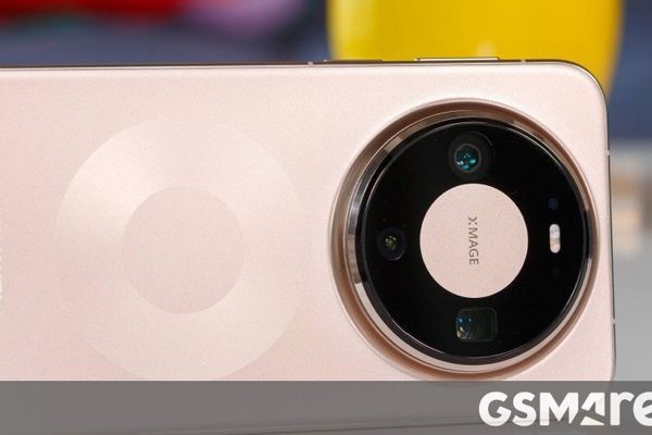 Huawei Mate 80 Pro in for review