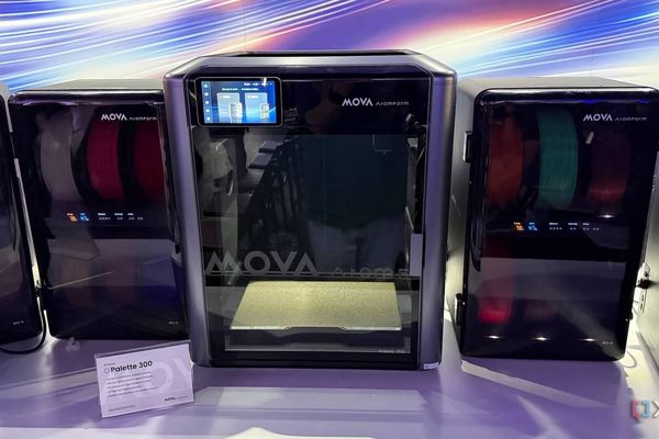 MOVA's Palette 300 Promises 36-Color 3D Printing with 90% Less Waste