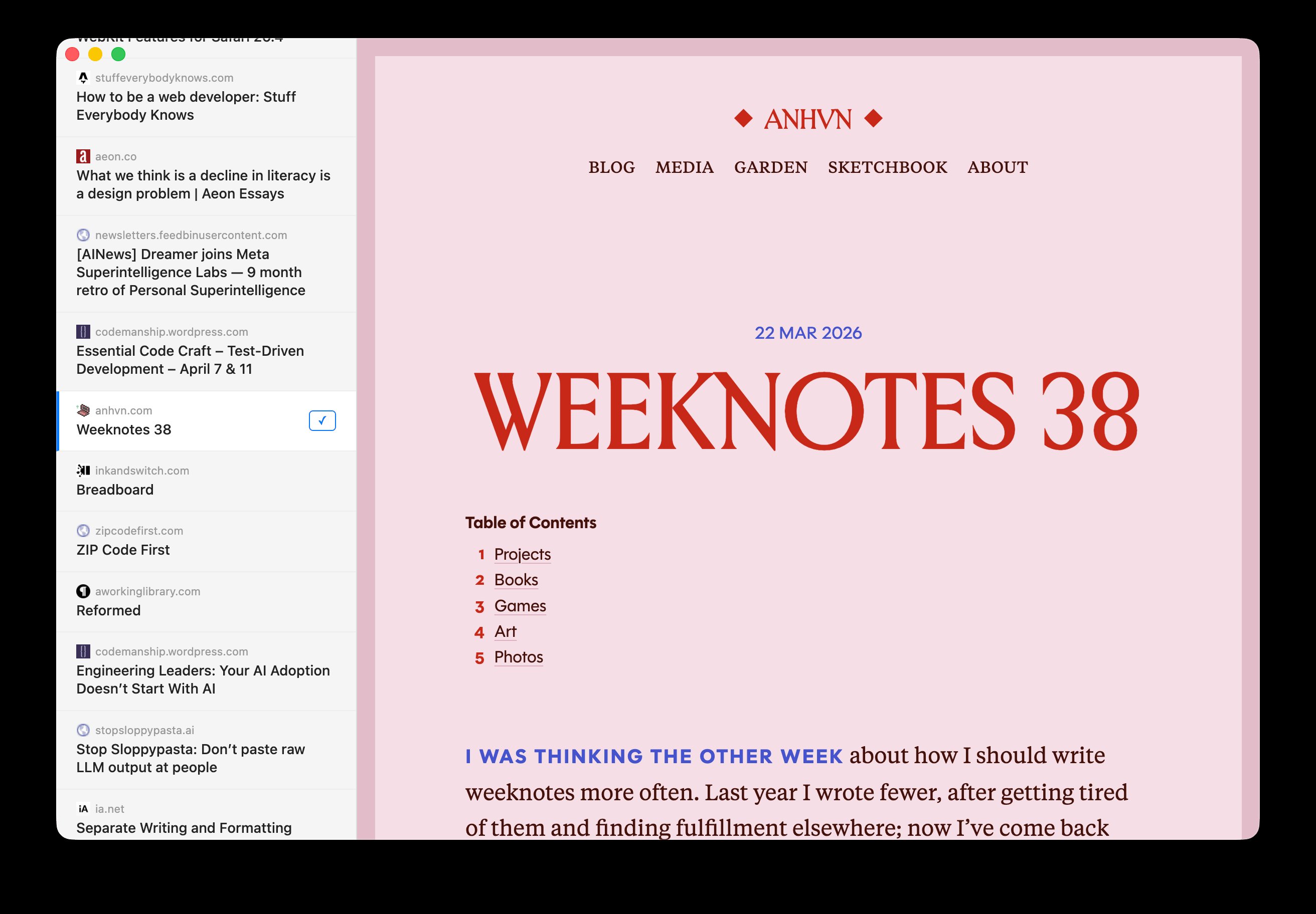Screenshot of an Electron app showing a list of feed articles in the sidebar and a preview of the selected article on the right.