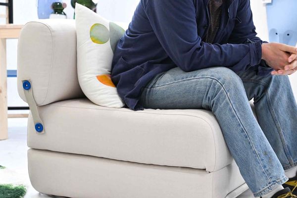 IKEA and Domestic Rivals Target Japan’s Shrinking Living Spaces