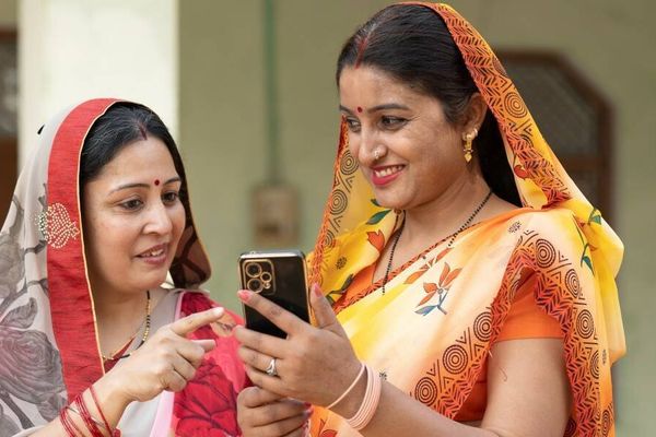 India Denies Plans to Mandate Smartphone Source Code Access Amid Security Consultations