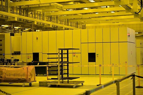 Inside Intel's 18A Fab52: The High-Stakes Bet to Regain Chip Dominance