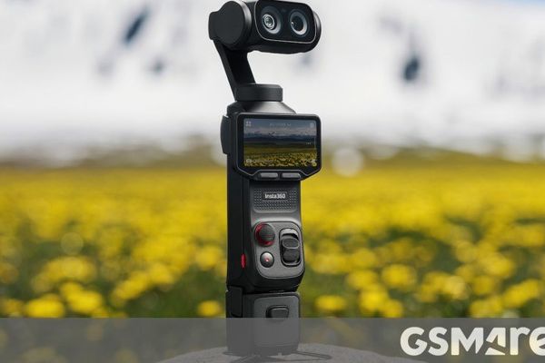 Insta360 Luna Ultra Takes On DJI's Osmo Pocket 4P With a Leica-Tuned Dual Camera