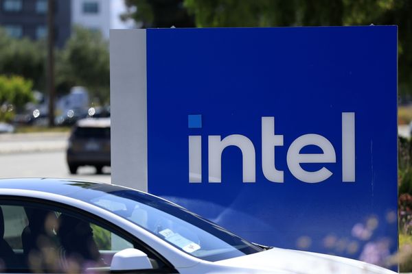 Intel Cuts Thousands of Jobs in 'Marathon' Bid to Challenge NVIDIA and AMD in AI