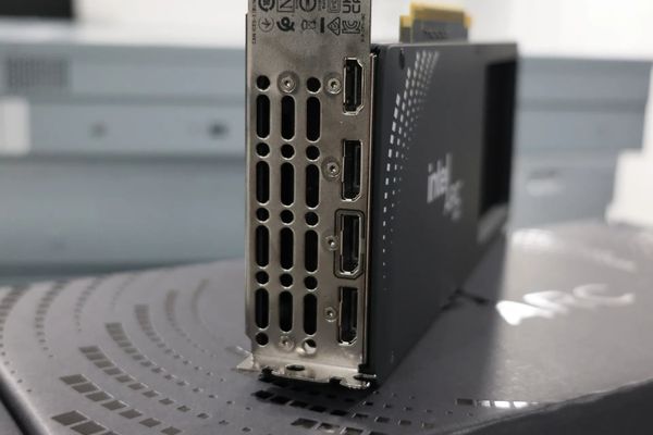 Intel Enhances Linux Graphics Driver with Improved Adaptive Sync Support