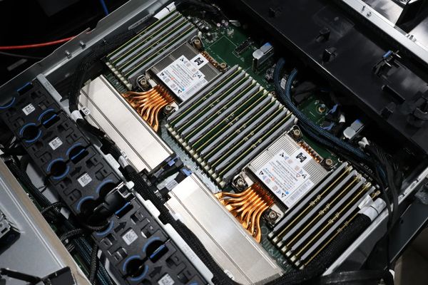 Intel Xeon 6780E 'Sierra Forest' Linux Performance Gains: 14% Faster Since Launch