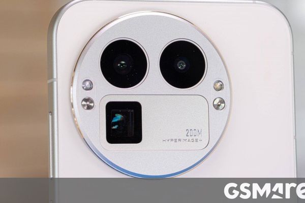 Realme GT 9 and GT 9 Pro leak reveals dual 200MP camera setup for Pro model