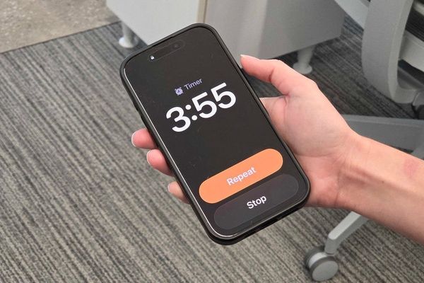 iOS 26's Oversized Buttons Solve an Undersized Problem: Why Tiny UX Tweaks Matter