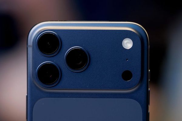 iPhone 17 'Scratchgate' Explained: iFixit Teardown Reveals Camera Bump Design Flaw