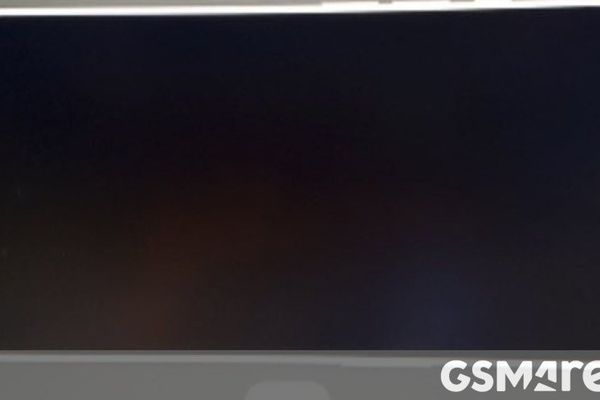 iPhone 18 Pro and Pro Max Rumored to Feature Smaller Dynamic Island with Under-Display Touch ID