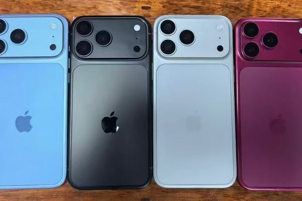 iPhone 18 Pro dummy units reveal four color options