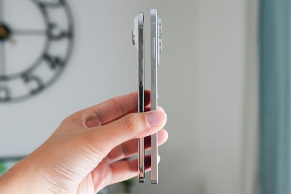 iPhone Air Review: Apple's Ultra-Thin Marvel Challenges Pro Dominance